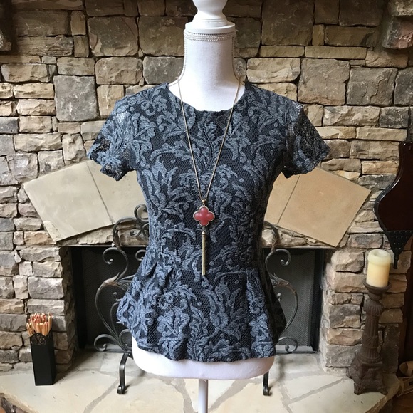 Ann Taylor Tops - NWOT Ann Taylor Gray Knit Lace Peplum Style Top XS